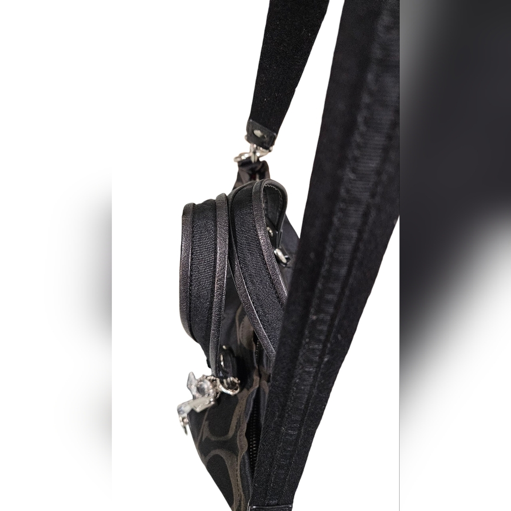 Coach 2009 Poppy Black and Silver Jacquard - Picture 4 of 8